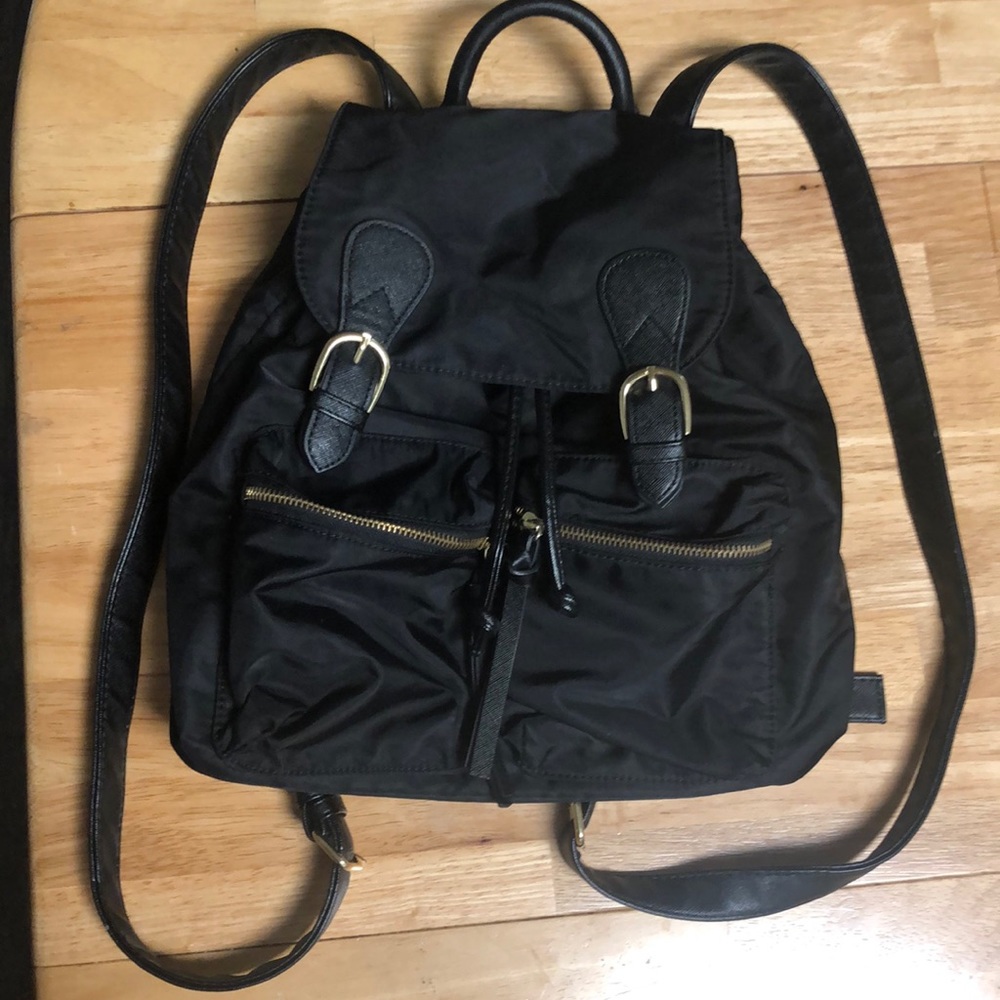 Forever 21 super Cute Black Backpack